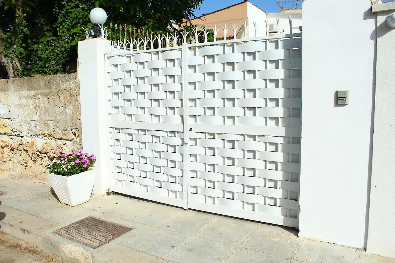 Отель Casa Antonella Палермо 0*,  Италия